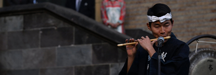 画像：稲門祭で楽器を演奏している様子